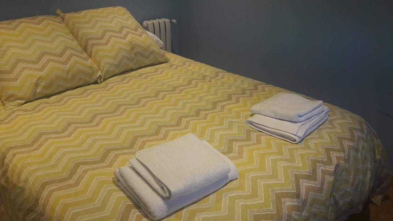 אורנסה Apartamento Con Terraza En El Casco Historico מראה חיצוני תמונה