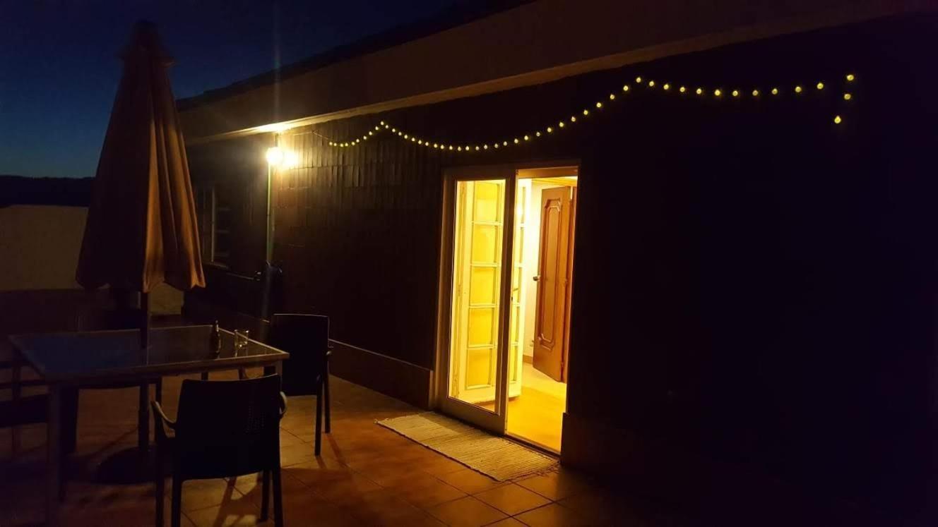 אורנסה Apartamento Con Terraza En El Casco Historico מראה חיצוני תמונה