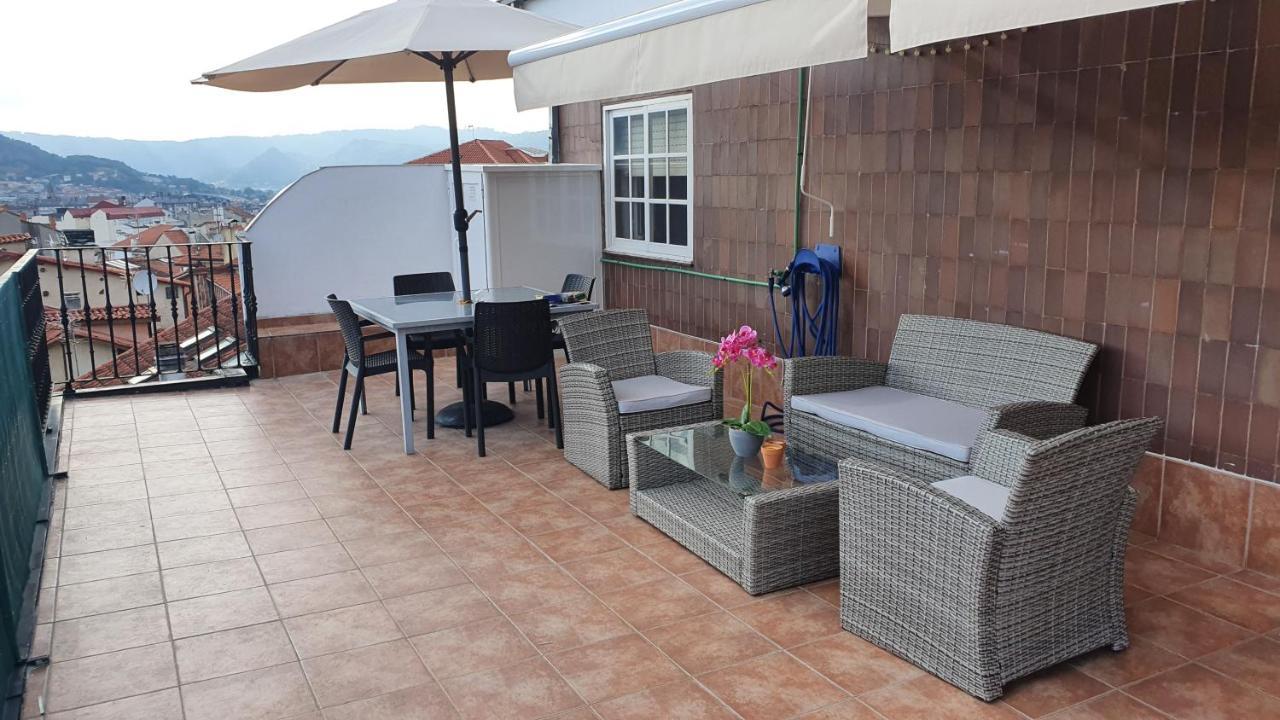 אורנסה Apartamento Con Terraza En El Casco Historico מראה חיצוני תמונה